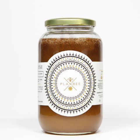 Miel de abeja Premium elaborada de forma artesanal adicionada con Canela molida natural.